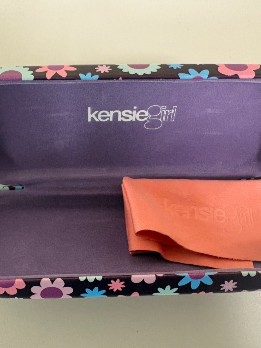 Kensie Girl Floral Hard Eyeglass Case with Matching Microfiber Cloth